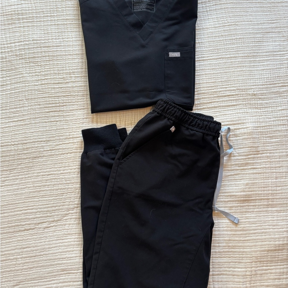 Figs Black Men's Scrub Set